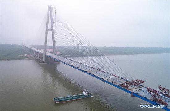 Qingshan Yangtze River Bridge finishes closure in Wuhan