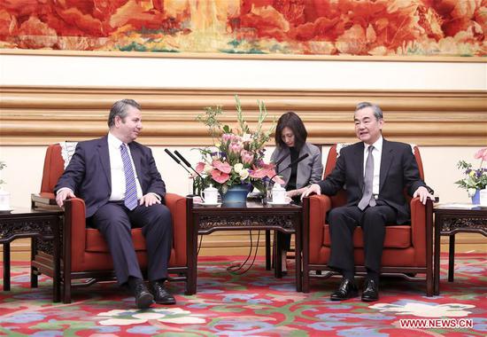 Chinese State Councilor and Foreign Minister Wang Yi (R front) meets with Turkish Deputy Foreign Minister Sedat Onal in Beijing, capital of China, May 16, 2019. (Xinhua/Ding Haitao)