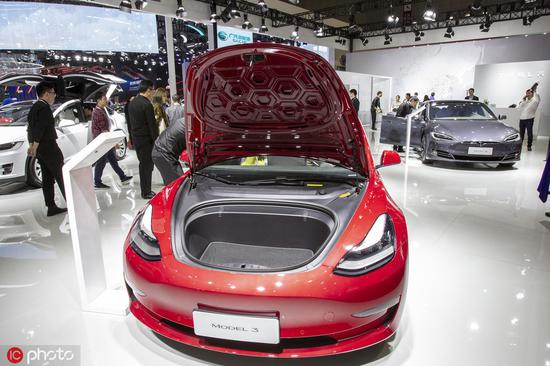 Tesla Model 3 is on display at an exhibition in Shanghai on April 17, 2019. （Photo/IC）