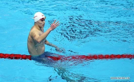 Sun Yang wins fourth consecutive world title in 400m freestyle