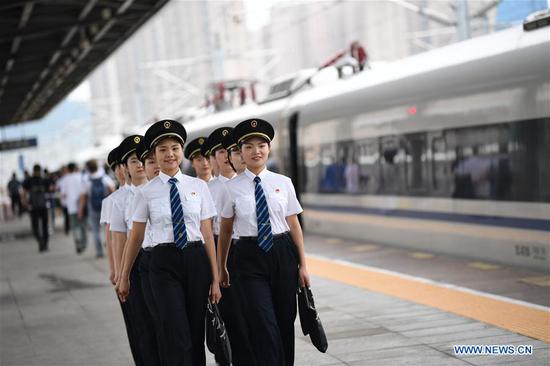 Trainees attend courses to become 1st batch of female bullet train drivers in China 