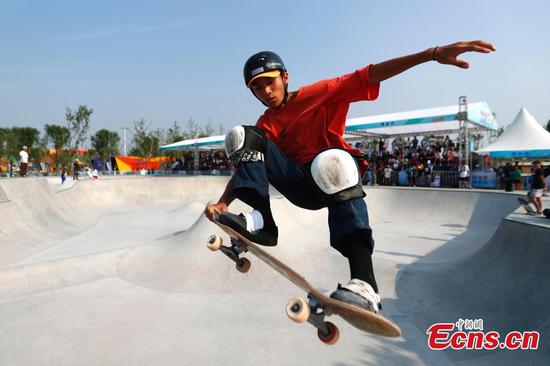1,000 players compete in Extreme Sports in Henan