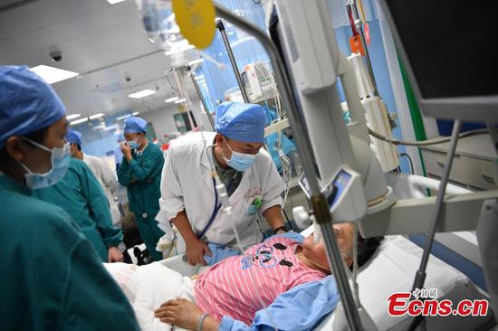 Tourist injured in Laos bus crash transferred to Kunming hospital 