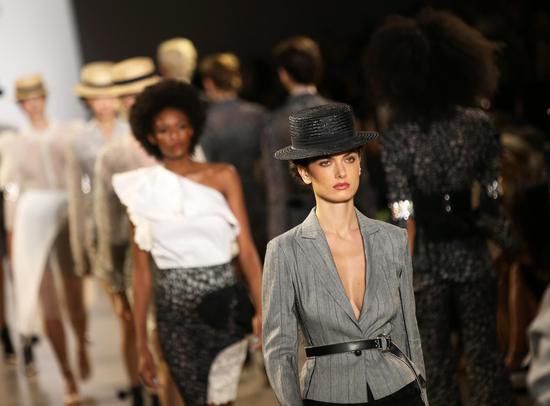 Models present creations from the Taoray Wang Spring/Summer 2020 collection by Chinese designer Wang Tao during the New York Fashion Week in New York, the United States, Sept. 7, 2019. (Xinhua/Qin Lang)