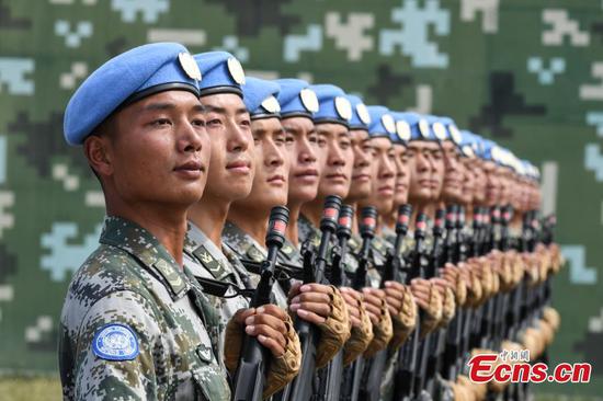 15,000 military personnel train for National Day parade