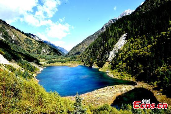 Famed Chinese scenic spot Jiuzhaigou to reopen
