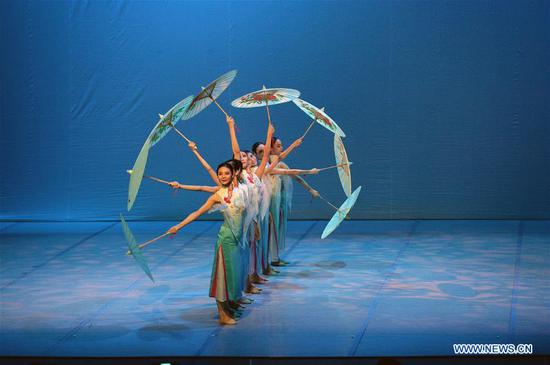 Dancers of China's Suzhou Ballet Theater perform in Ankara, Turkey, on Oct. 2, 2019. China's Suzhou Ballet Theater staged a stunning performance Wednesday in the Leyla Gencer Hall in Ankara. (Photo by Mustafa Kaya/Xinhua)