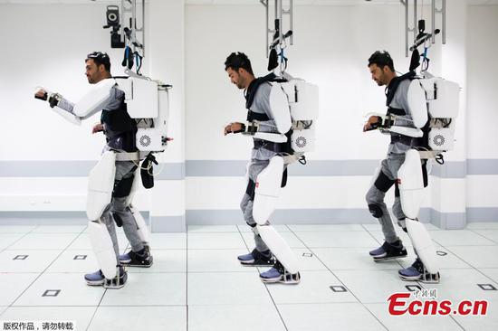 Scientists create working exoskeleton that allows paralyzed man to walk