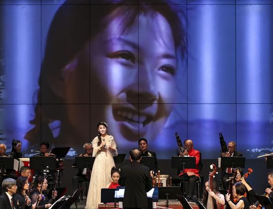 A grand concert featuring Chinese film music in the past 70 years was held in Los Angeles, the United States, on Sept. 19, 2019. (Xinhua/Li Ying)