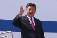 Xi Attends Informal Meeting with Indian PM, Visits Nepal