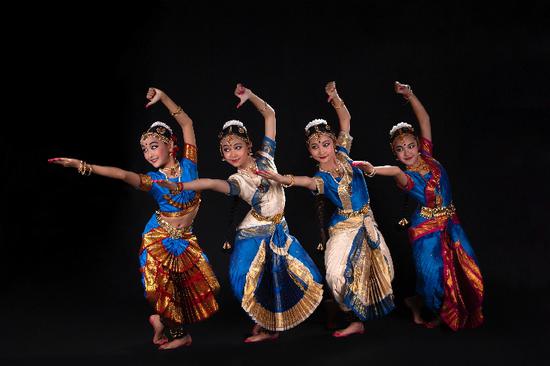 Young Chinese Bharatanatyam dancers perform in a recent show in Beijing. (Photo provided by Jin Shanshan)