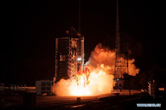 A new communication technology experiment satellite is launched by a Long March-3B carrier rocket at the Xichang Satellite Launch Center in Xichang, southwest China's Sichuan Province, Oct. 17, 2019. The satellite will be mainly used for multi-band and high-speed communication technology experiments. (Photo by Guo Wenbin/Xinhua)