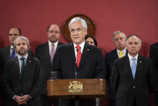 Chilean President Sebastian Pinera announces to replace ministers in Santiago, Chile, Oct. 28, 2019. Sebastian Pinera on Monday replaced eight ministers in response to ongoing anti-government protests. (Photo by Marcelo Segura/Xinhua)