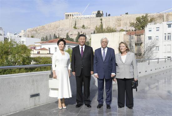 Chinese, Greek presidents visit Acropolis Museum