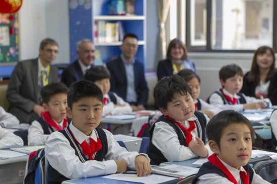 The latest round of the England-Shanghai Mathematics Teacher Exchange starts in Shanghai. (Photo/Xinhua)