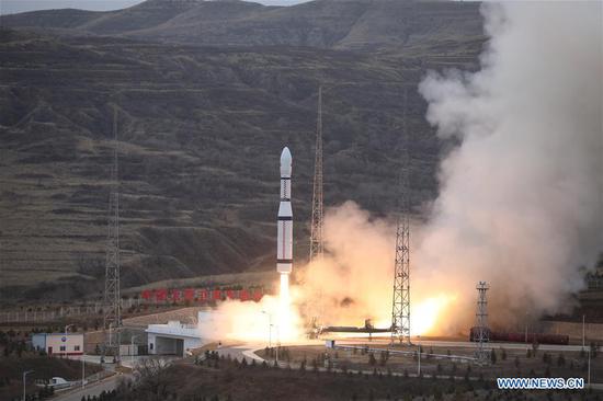 The five new remote-sensing Ningxia-1 satellites are launched by a Long March-6 carrier rocket from the Taiyuan Satellite Launch Center in north China's Shanxi Province on Nov. 13, 2019. The five Ningxia-1 satellites were sent into planned orbit here on Wednesday. The satellites are part of a commercial satellite project invested by the Ningxia Jingui Information Technology Co., Ltd. and will be mainly used for remote sensing detection. (Photo by Zheng Taotao/Xinhua)