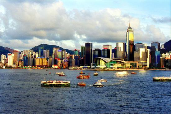 Photo shows Victoria Harbour in Hong Kong, China. (Xinhua)
