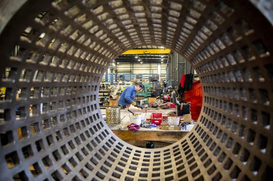 An employee works in Birtley Industrial Equipment, a Chinese-owned manufacturing firm based in Lexington, the U.S. state of Kentucky, Nov. 26, 2019. (Xinhua/Wang Ying)