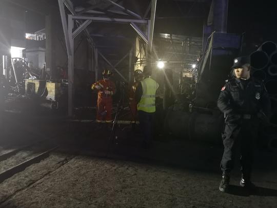 Rescue efforts are underway in a flooded coal mine in Southwest China's Sichuan province on Saturday, Dec 14, 2019. (Photo/Xinhua)