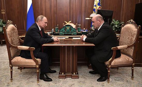 Russian President Vladimir Putin meets with Federal Tax Service chief Mikhail Mishustin in Moscow on Jan. 15, 2020. (Kremlin photo)