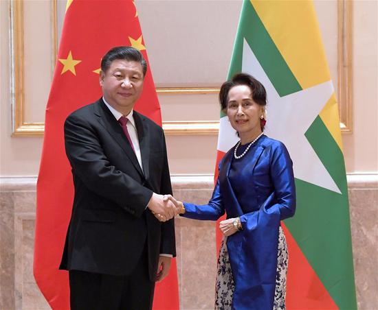 Chinese President Xi Jinping meets with Myanmar State Counsellor Aung San Suu Kyi after attending a grand welcome ceremony hosted by Myanmar President U Win Myint at the presidential palace in Nay Pyi Taw, Myanmar, Jan. 17, 2020. Aung San Suu Kyi came to the presidential palace to extend her warm greetings to Xi. (Xinhua/Rao Aimin)