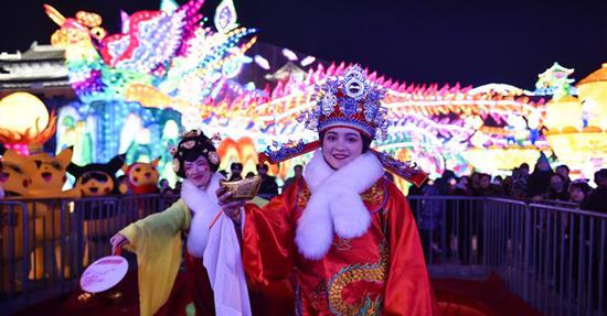 Lantern fair held in Datong, Shanxi Province