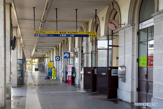 Photo taken on March 8, 2020 shows the empty Rimini railway station in Rimini, Italy. Italy has locked down the northern Lombardy region and 14 nearby provinces, including the financial capital Milan and tourist hotspot Venice, in an effort to contain the spread of the novel coronavirus, Prime Minister Giuseppe Conte said Sunday. (Photo by Elisa Lingria/Xinhua)