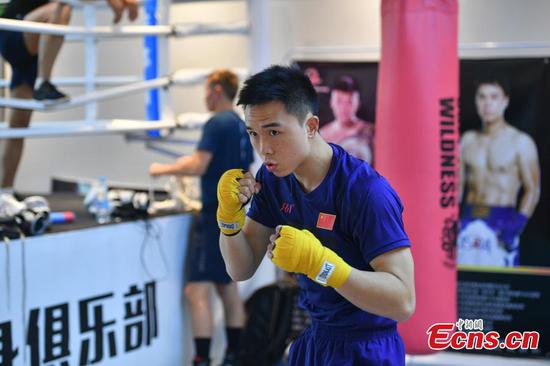Chinese boxer Xu Can pursuing the ultimate prize 
