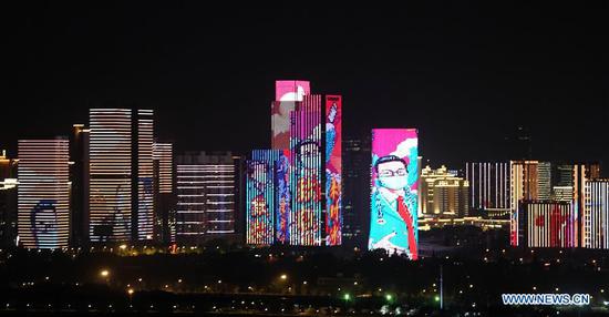 Light show themed on fighting COVID-19 staged in Wuhan