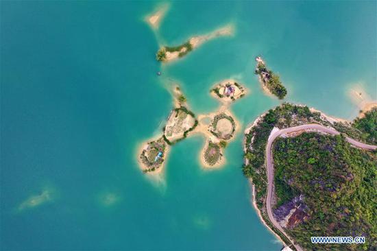 Scenery of Haokun Lake in Guangxi