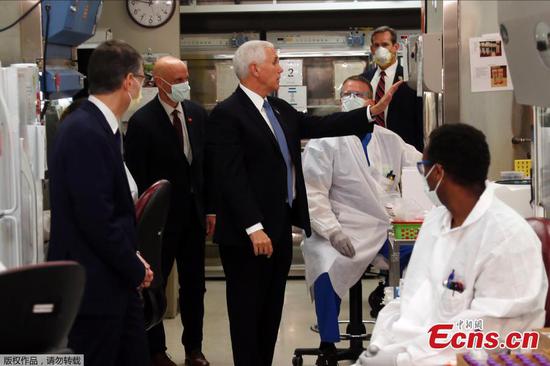 U.S. Vice President Mike Pence tours Mayo Clinic facilities without face mask