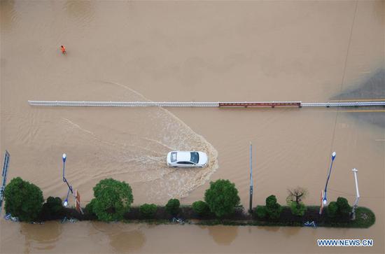 320,000 people affected by downpours in China's Guangxi
