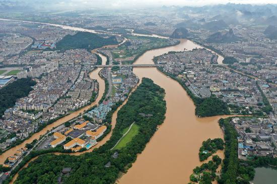 Aerial photo taken on June 9, 2020 shows a view of Guilin City in south China's Guangxi Zhuang Autonomous Region.(Xinhua/Lu Boan)