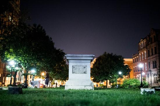 The pedestal where the Roger B. Taney Statue stood is seen after being removed in Baltimore, Maryland, the United States, on Aug. 16, 2017. Four confederate statues were taken down in Baltimore in the early hours of Wednesday, as the city moved swiftly to avoid violent protests similar to the ones Charlottesville had seen over the weekend. (Xinhua/Shen Ting)