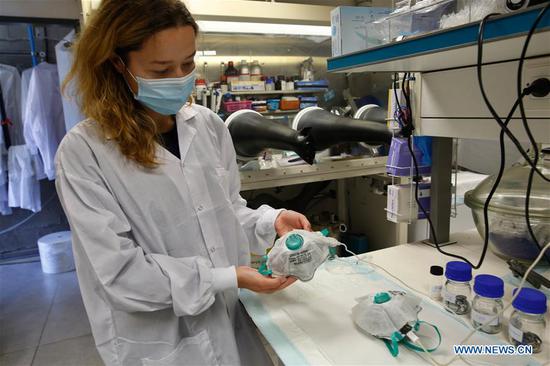 Israeli researchers develop reusable protective face mask