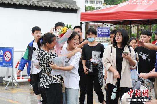 National college entrance exam concludes in Shexian County, Anhui