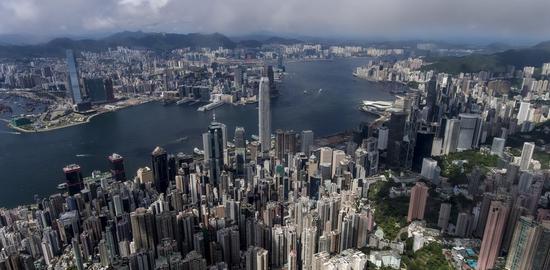 Aerial photo taken on July 16, 2020 shows Victoria Harbor in Hong Kong, south China. (Xinhua/Lui Siu Wai)