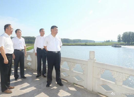Xi Jinping on Tuesday inspected east China's Anhui Province. (Xinhua)