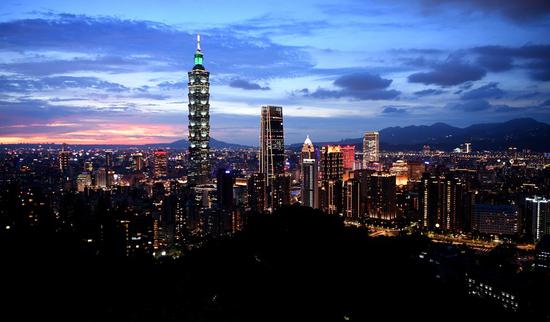 Photo taken on June 20, 2019 shows the night view of Taipei, southeast China's Taiwan. (Xinhua/Zhu Xiang)