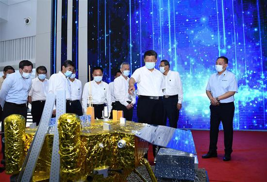 President Xi Jinping, also general secretary of the Communist Party of China Central Committee and chairman of the Central Military Commission, visits Anhui Innovation Center and learns about the technological innovation and emerging industries of Anhui, in Hefei, capital of East China's Anhui province, Aug 19, 2020. [Photo/Xinhua]