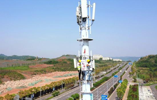 China boasts over 1.3 mln 5G base stations: MIIT