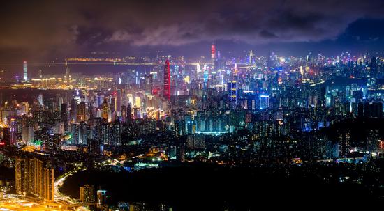 Photo taken on Sept. 16, 2020 shows the night view of Shenzhen, south China's Guangdong Province. (Xinhua/Mao Siqian)