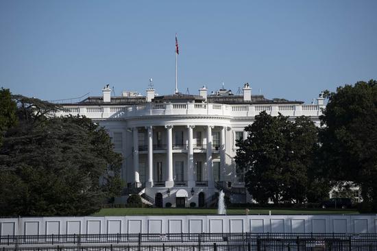 Photo taken on Oct. 2, 2020 shows the White House in Washington, D.C., the United States. (Xinhua/Liu Jie)