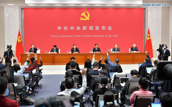 The Communist Party of China (CPC) Central Committee holds a press conference to introduce and elaborate on the guiding principles of the 19th CPC Central Committee's fifth plenary session in Beijing, capital of China, Oct. 30, 2020. (Xinhua/Li Xin)