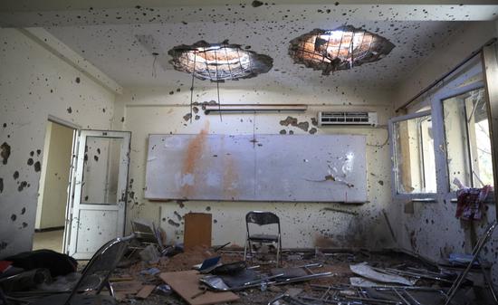 Photo taken on Nov. 3, 2020 shows a damaged classroom after a deadly terrorist attack at Kabul University in Kabul, Afghanistan. (Xinhua/Rahmatullah Alizadah)