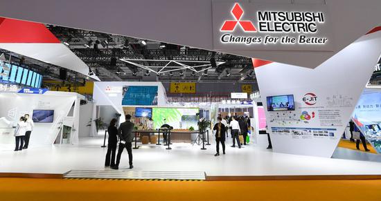 Photo taken on Nov. 6, 2020 shows the booth of Mitsubishi Electric from Japan at the Intelligent Industry and Information Technology exhibition area during the third China International Import Expo (CIIE) in Shanghai, east China. (Xinhua/Li Renzi)