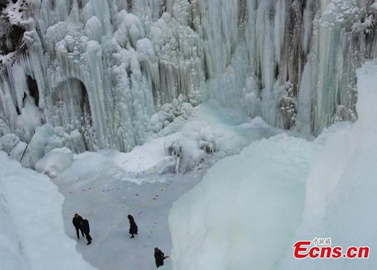 Ice wonderworld in Guansu 