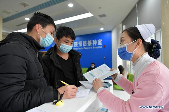 Jiangxi begins COVID-19 vaccination among key groups