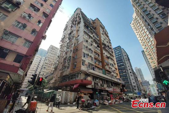 Hong Kong reports 25 new COVID-19 cases, 2 in Lux Theatre Building Block