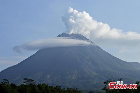 Mount Merapi in Indonesia erupts